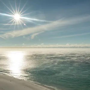https://pelican-beach-2011-destin-condo.panamacity-beachhotels.com