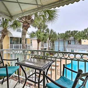  Holiday home Charming Walk To Beach And Dining!