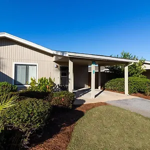  Holiday home Tennis By Seascape
